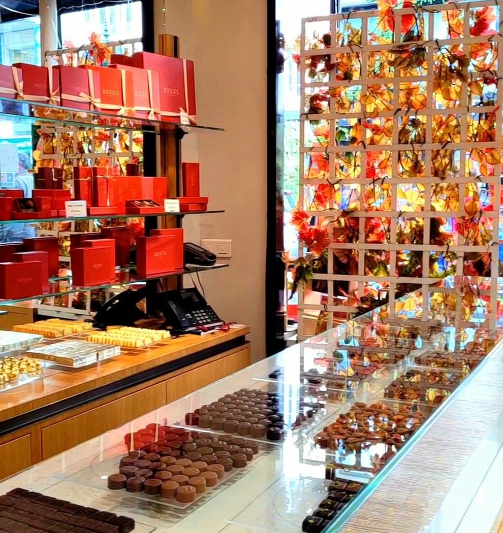 Regis Chocolatier 1
